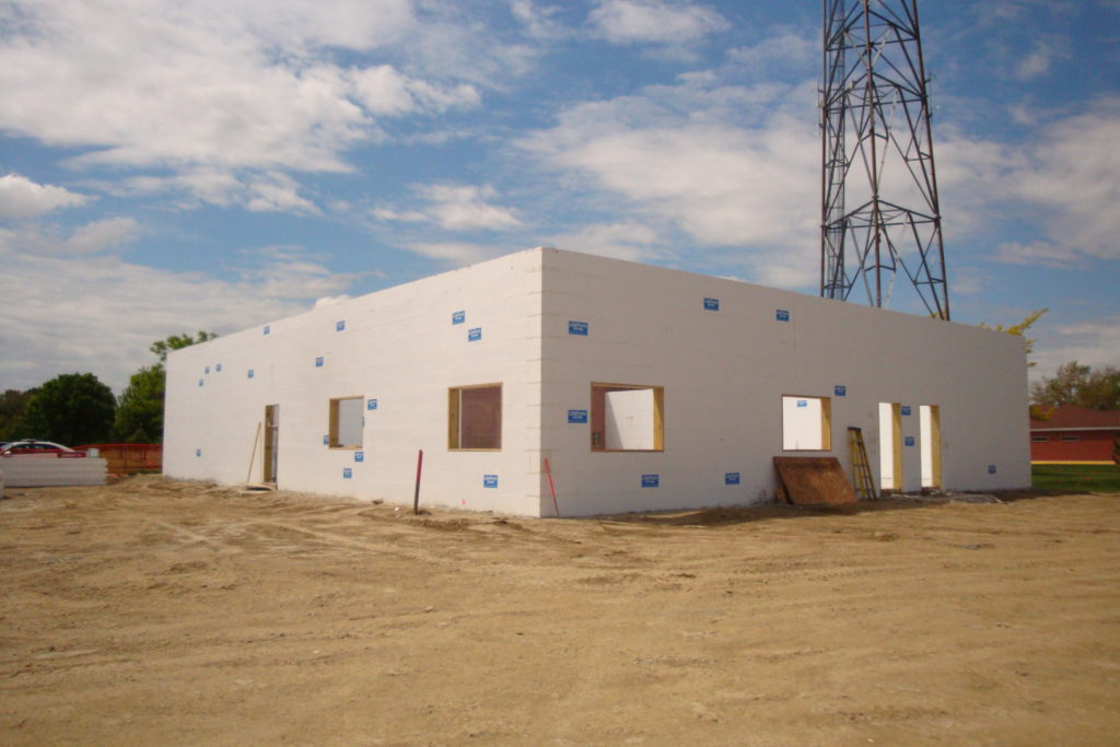 An external view of the LiteForm walls used to build the law enforcement center.
